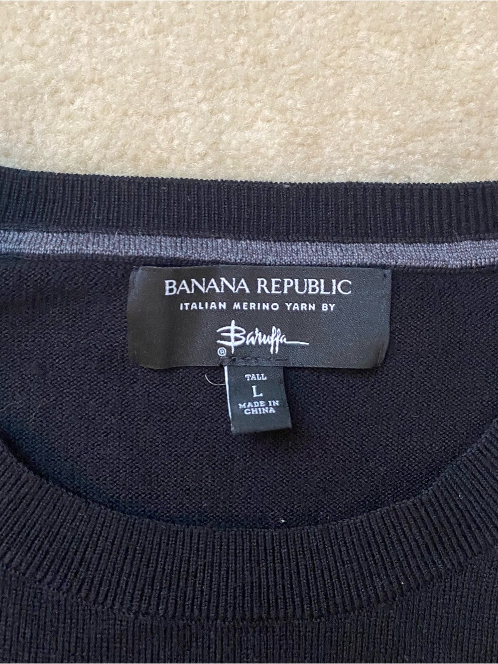 Mens Banana Republic Italian Merino Yarn by Baruffa Black Sweater - Large Tall - Picture 2 of 8